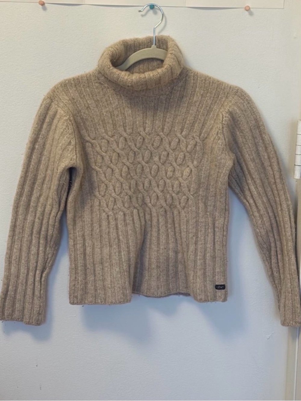 Turtleneck thick Cable-Knit Women's Sweater in Beige